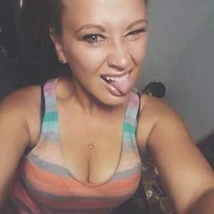 Meet your Posher, Leanne